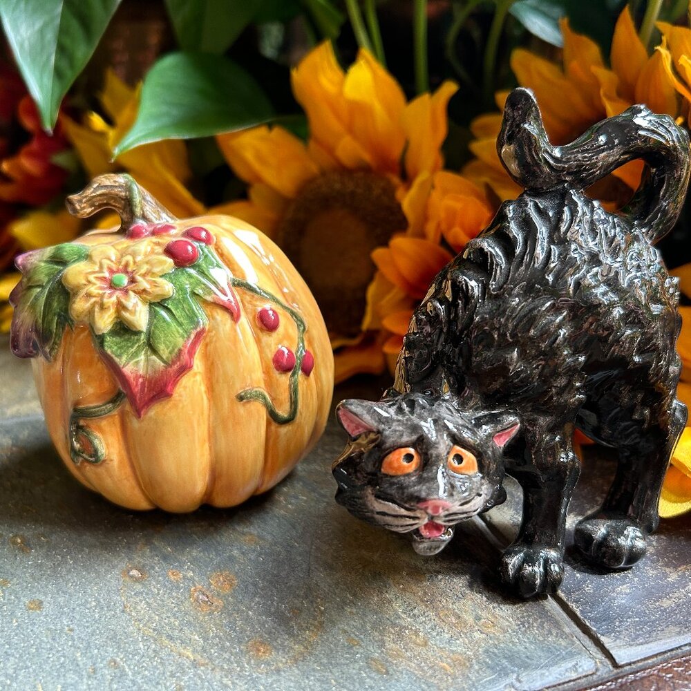 Fitz and Floyd “Halloween Harvest” Collection Salt and Pepper Shakers (68/530) - Picture 4 of 13